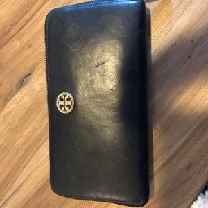 Tory Burch wallet
